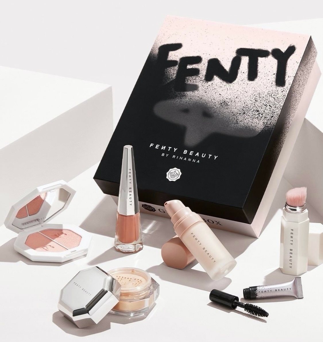Glossybox x Fenty Contents Beauty Box 2020