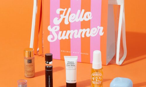 Boots_Beauty_Box_Minis_Holiday_Shot_2_square